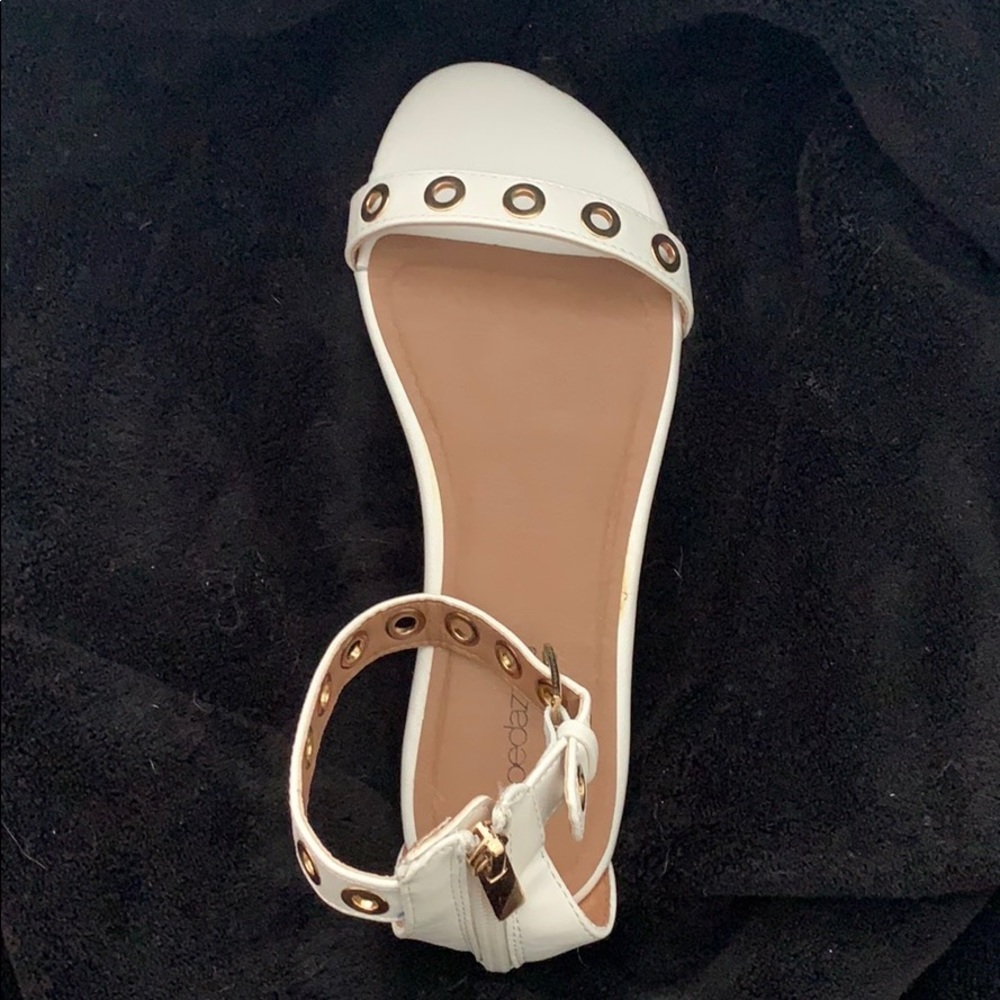 NANDIA WHITE SANDALS